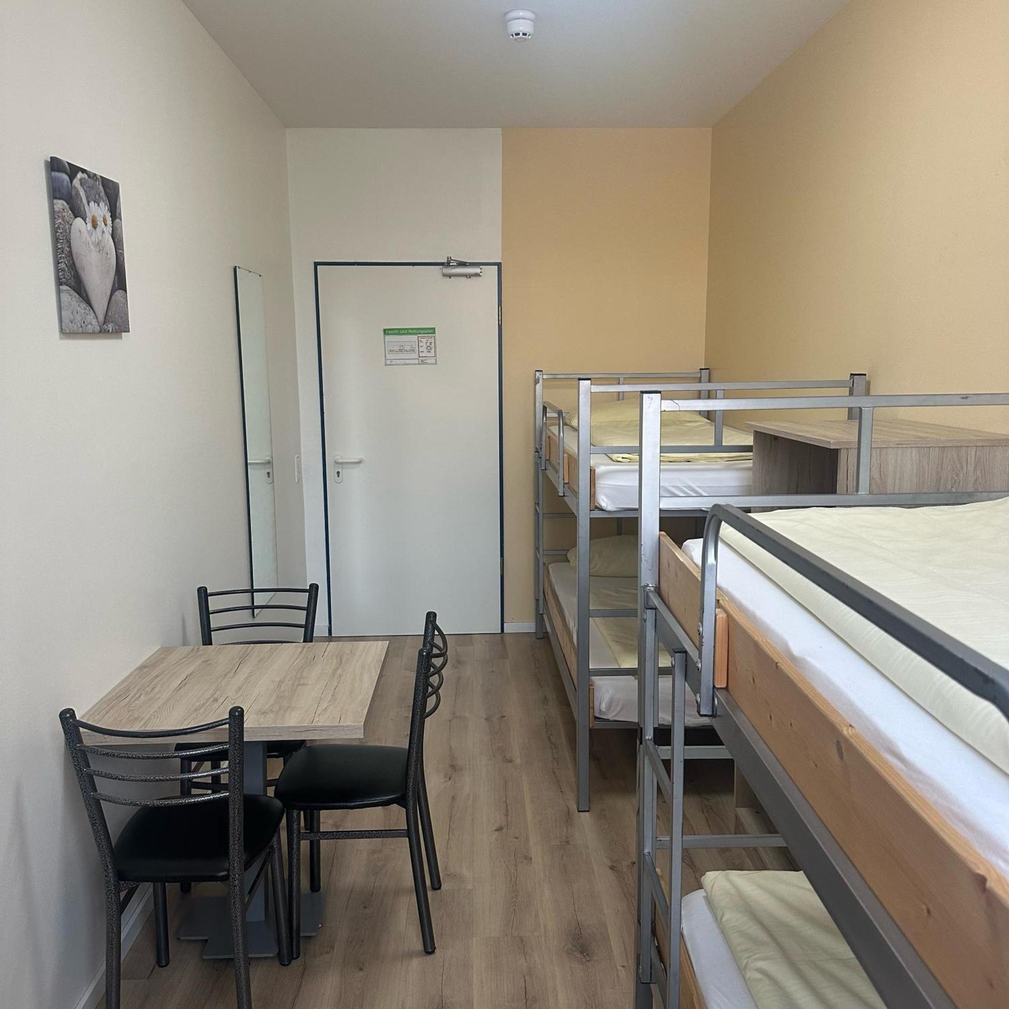 Low Budget Hostel Munich Extérieur photo